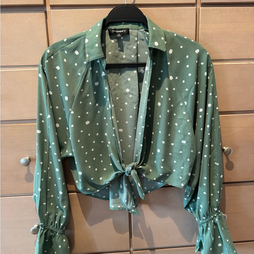 NWOT | La Charme U Sage Green Polka-Dot Tie-Front Cropped Top Size Small